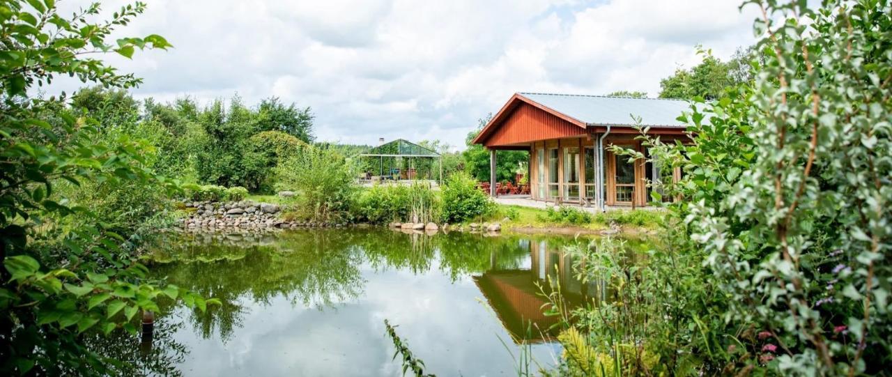 Bed and Breakfast Kontakta Liselotte Abel Vessigebro Exterior foto